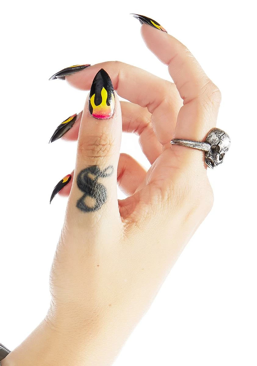 RAVE NAILZ Flame Nail Set 3 RAVE NAILZ Flame Nail Set