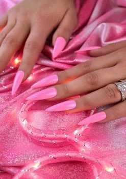 I SCREAM NAILS The Trixie Mattel 3pc Nail Polish Collection -T.U.K. Sales Store ALqDwz01OfSYDICl5Kx7gUNnmVrOCnHv 24