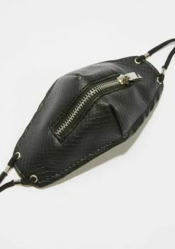 X_PTLHZ Seeking Revenge Face Mask